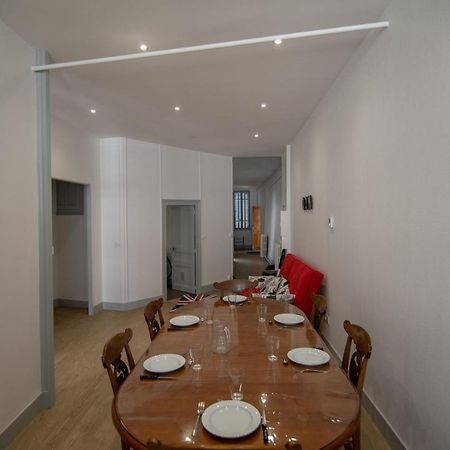 Hyper Centre - 3 Chambres - Gare - Wifi - Cosy Bourg-en-Bresse Ngoại thất bức ảnh