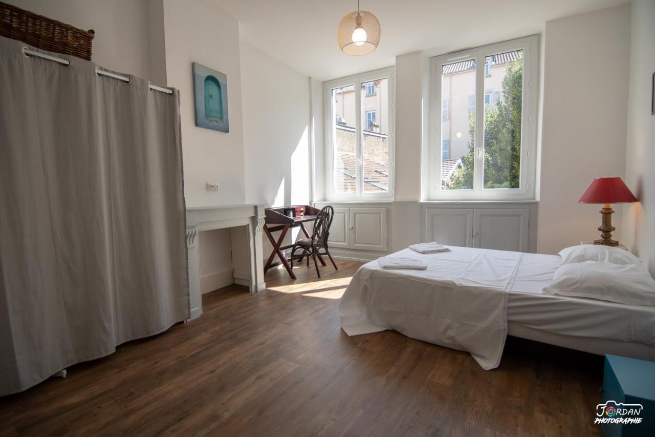 Hyper Centre - 3 Chambres - Gare - Wifi - Cosy Bourg-en-Bresse Ngoại thất bức ảnh