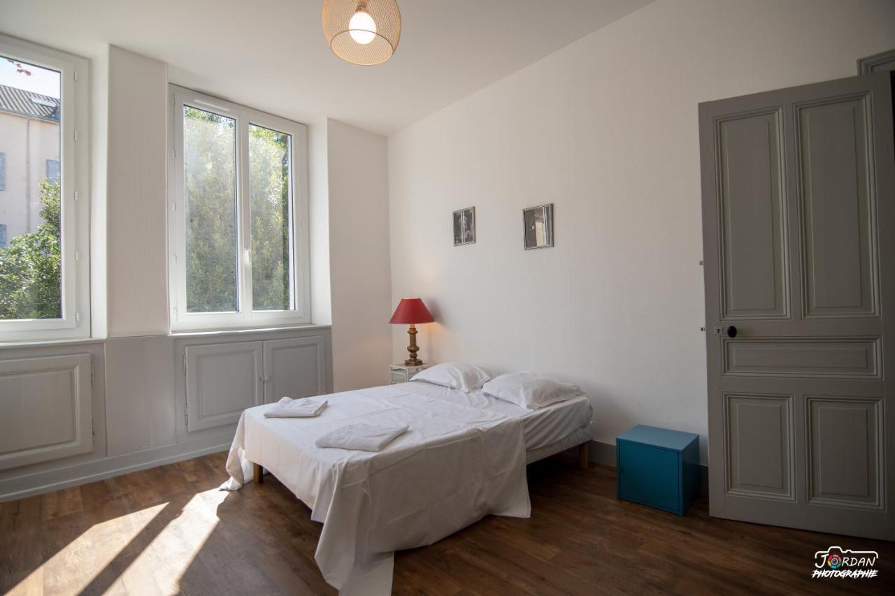 Hyper Centre - 3 Chambres - Gare - Wifi - Cosy Bourg-en-Bresse Ngoại thất bức ảnh