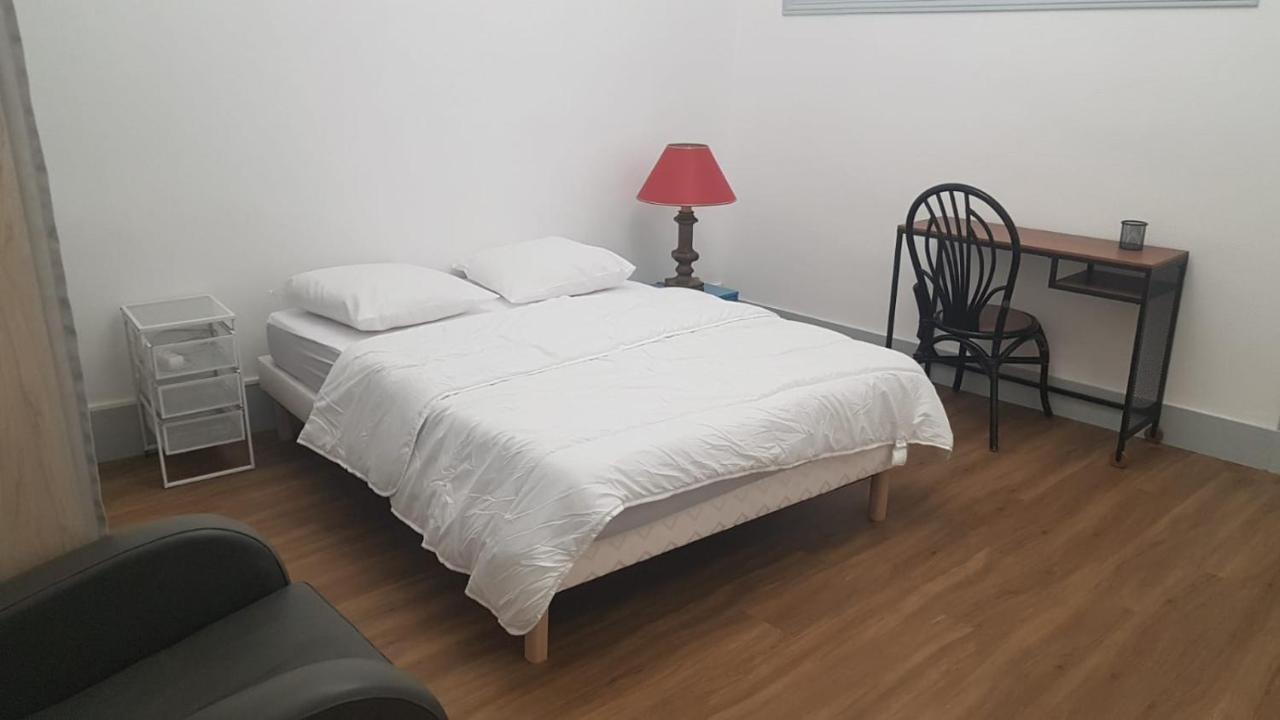Hyper Centre - 3 Chambres - Gare - Wifi - Cosy Bourg-en-Bresse Ngoại thất bức ảnh