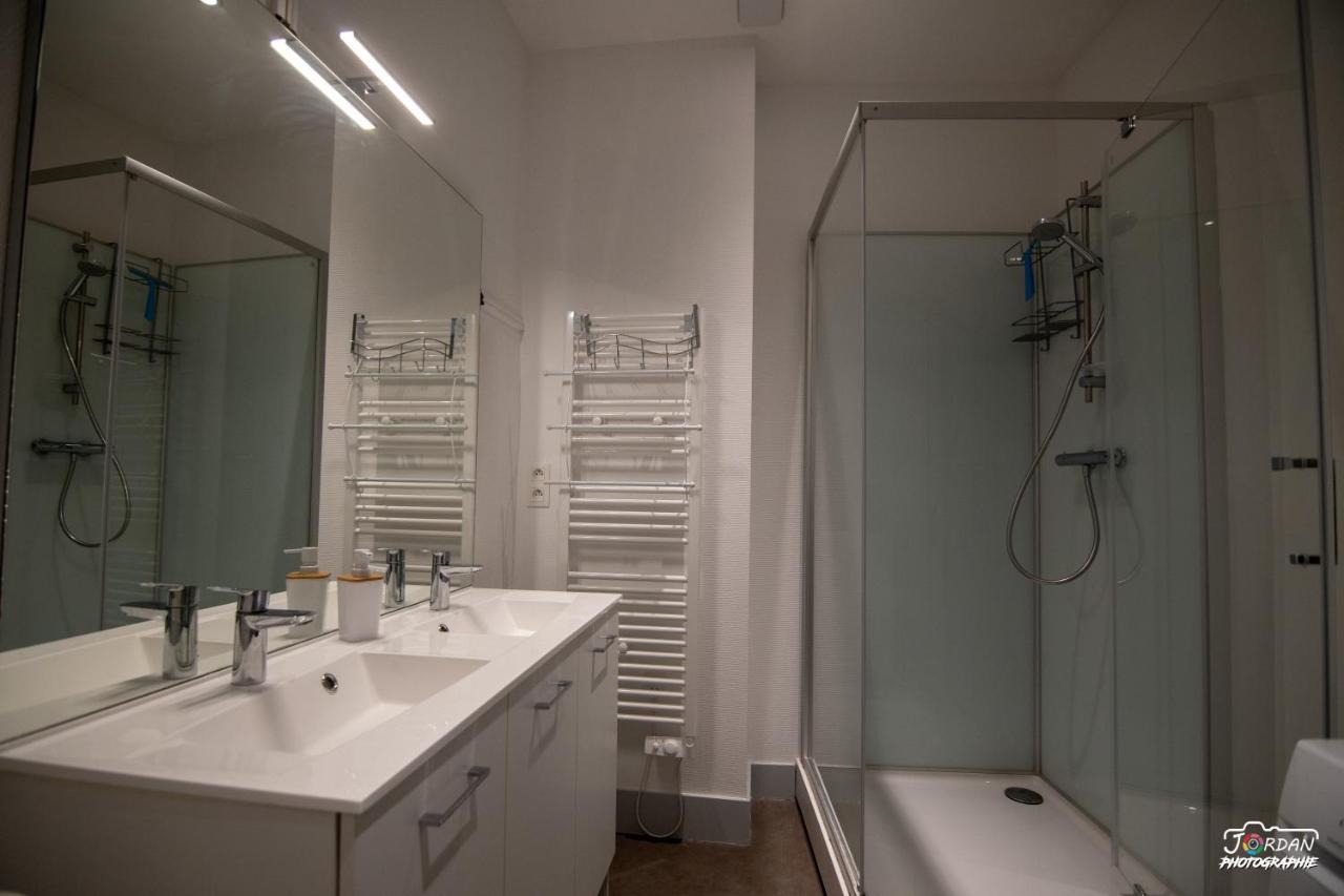 Hyper Centre - 3 Chambres - Gare - Wifi - Cosy Bourg-en-Bresse Ngoại thất bức ảnh