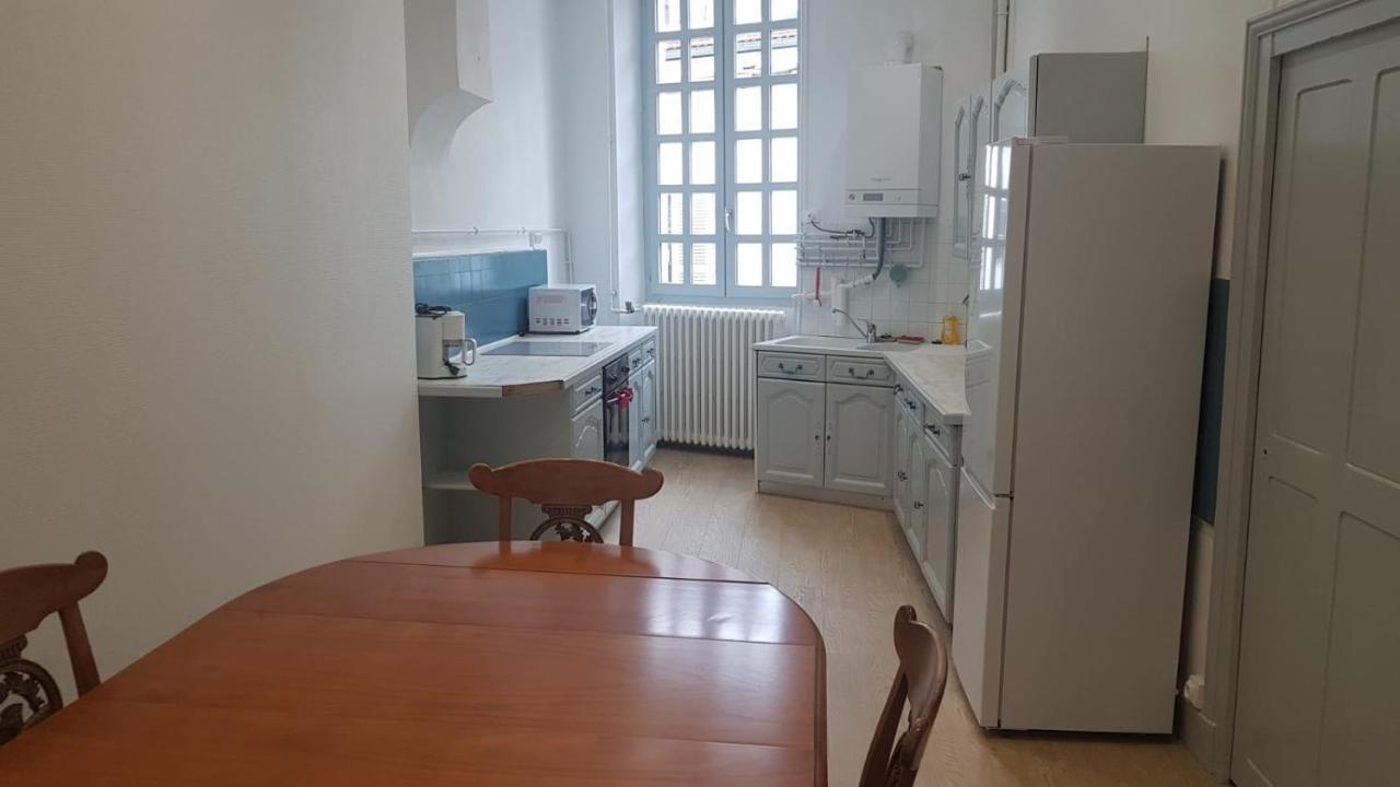 Hyper Centre - 3 Chambres - Gare - Wifi - Cosy Bourg-en-Bresse Ngoại thất bức ảnh