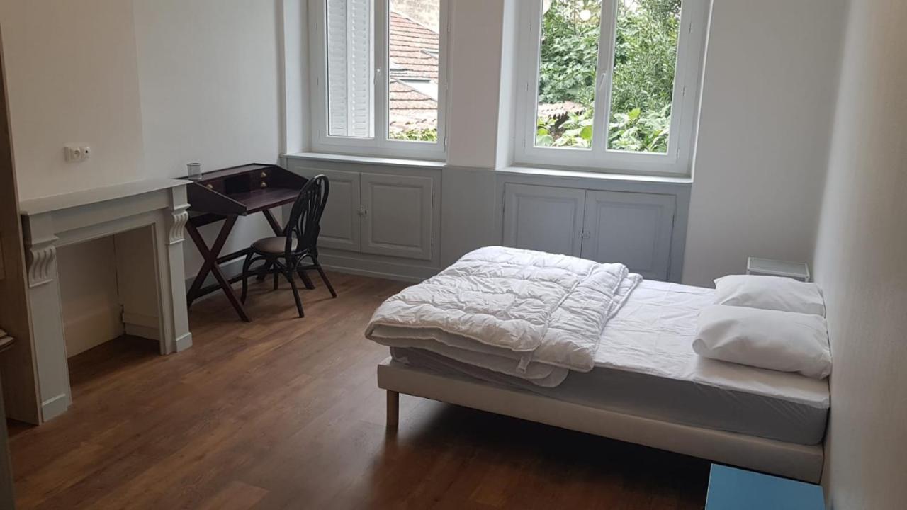 Hyper Centre - 3 Chambres - Gare - Wifi - Cosy Bourg-en-Bresse Ngoại thất bức ảnh