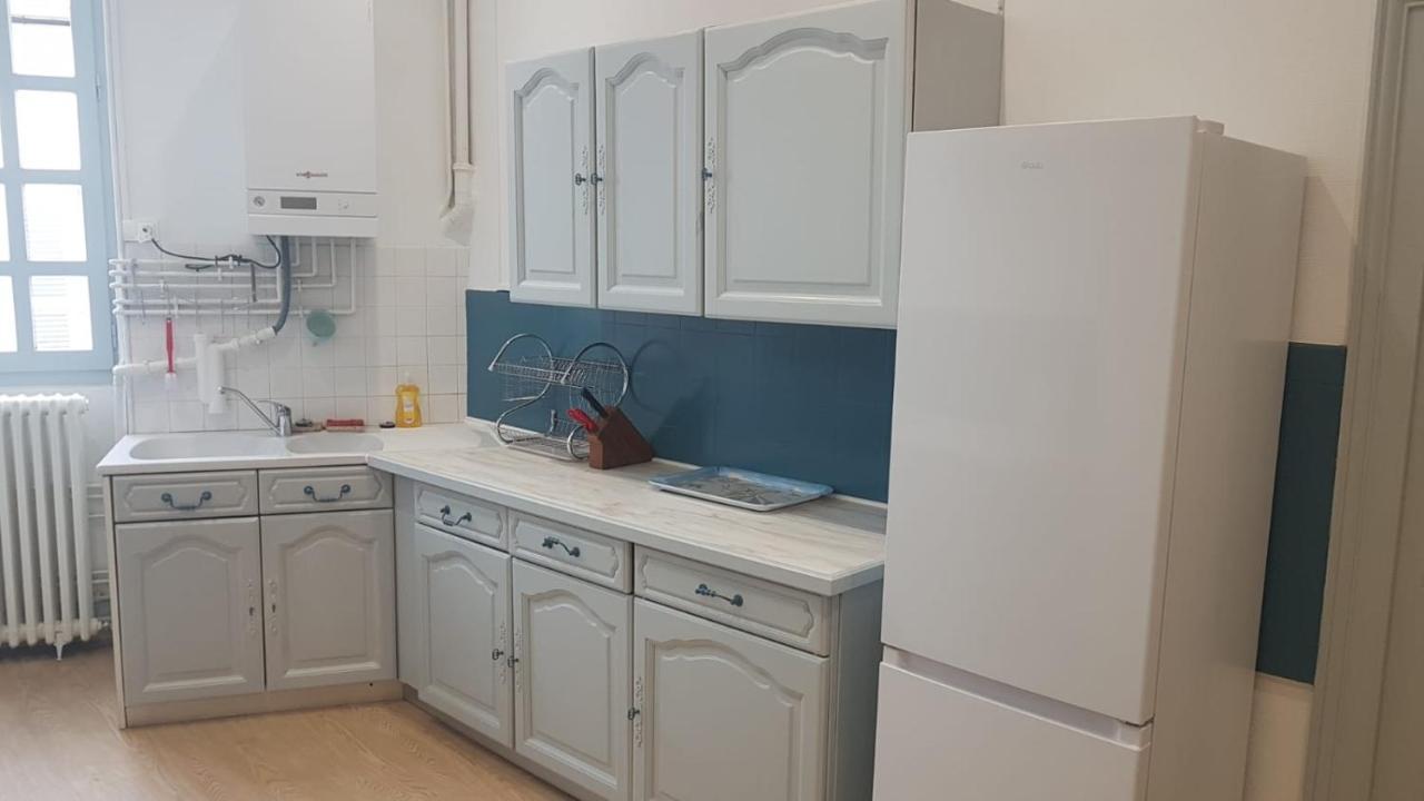 Hyper Centre - 3 Chambres - Gare - Wifi - Cosy Bourg-en-Bresse Ngoại thất bức ảnh